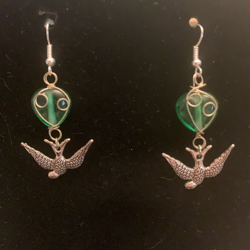 Silver dangling earrings